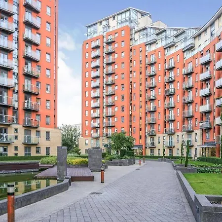 Long-term Retreat! Family & Business - 5 Beds City Apt & Parking - 中国搬迁 ليدز